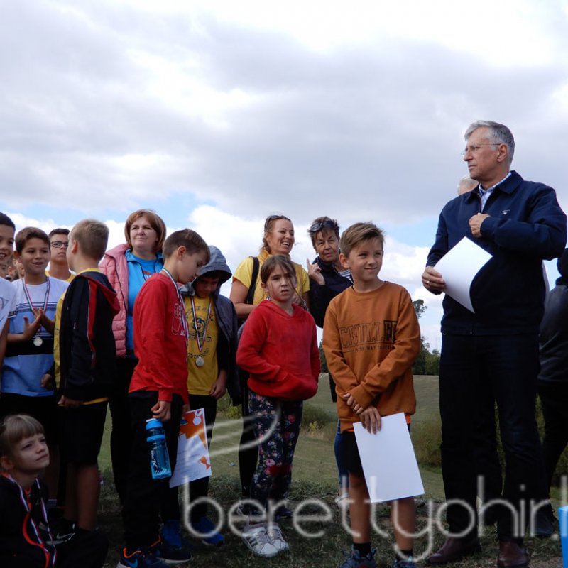 Mezei futóbajnokság Berettyóújfaluban 118